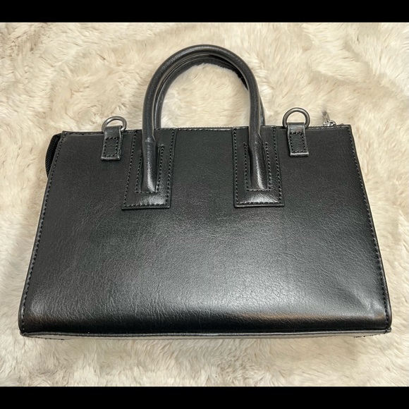 Matt & Nat Purse - Picture 5 of 6